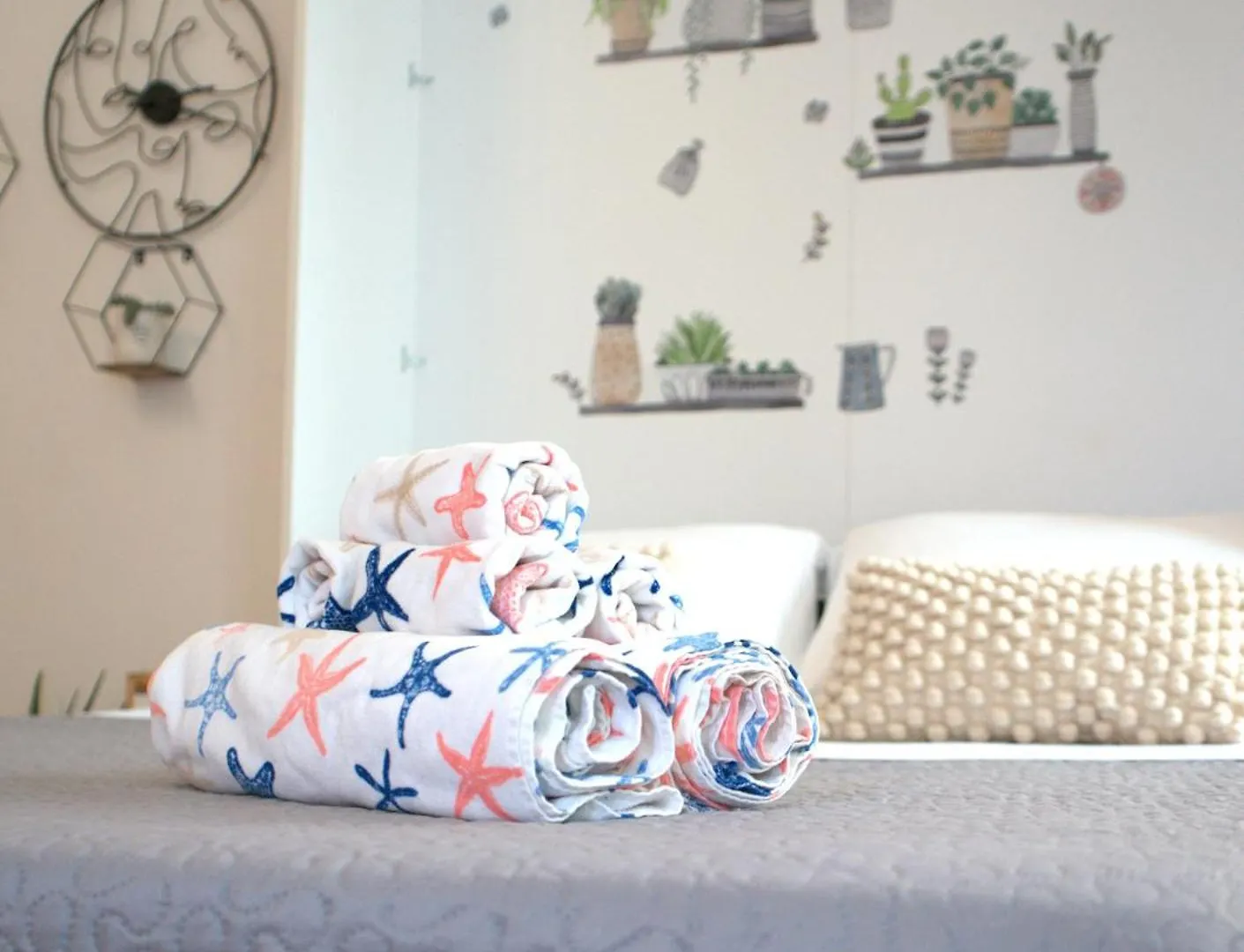 Portatorre Suite, A Charming Apartment In The Heart Of Como, Free Private Parking, Air Conditioning & More!